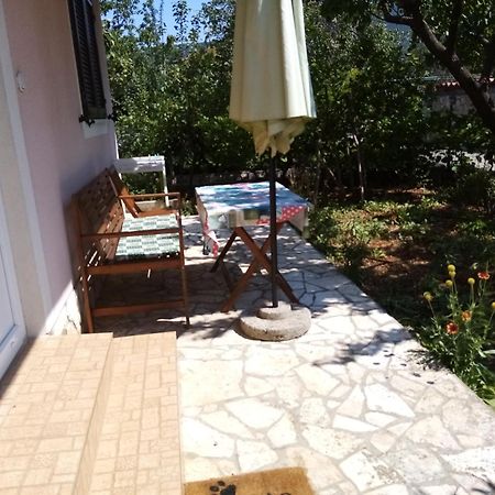 Apartments Vitkovic Cres Exterior photo