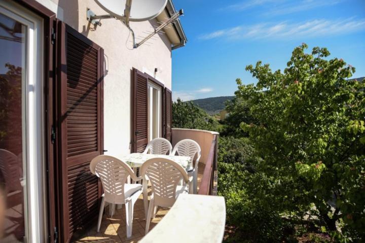 Apartments Vitkovic Cres Exterior photo